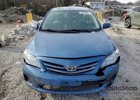 2013 Toyota Corolla Base z USA, uszkodzony, nr VIN 5YFBU4EE1DP150297